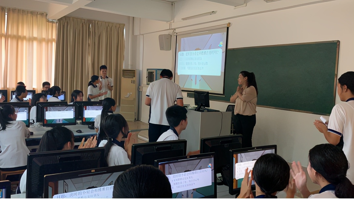 让每一个孩子心里充满阳光——“心灵广雅”走进粤西茂名市